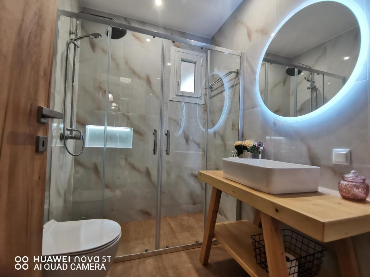Nely'S Luxury Home Нидри Экстерьер фото